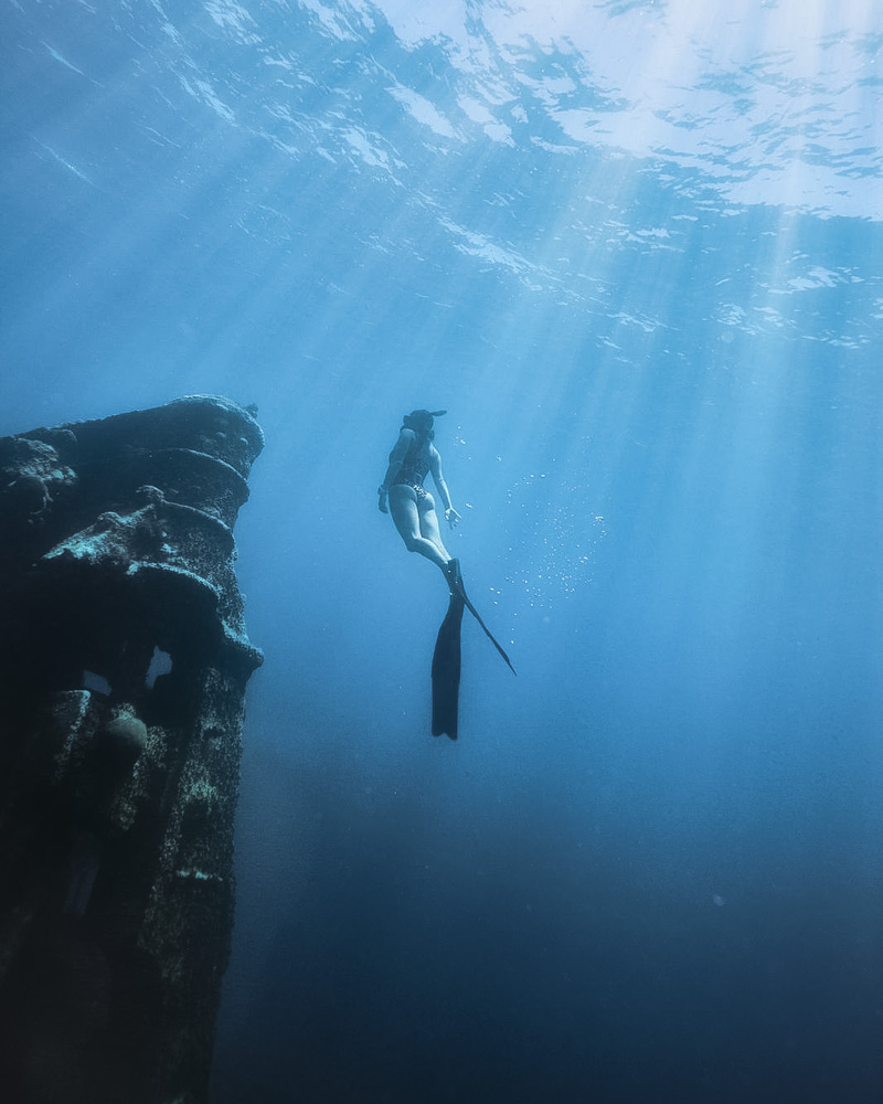 Free diving in Bermuda